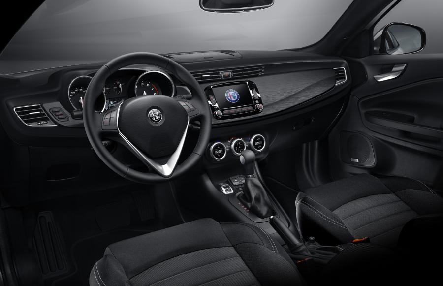  Alfa Romeo Giulietta 2016 года  (фото 3 из 4)